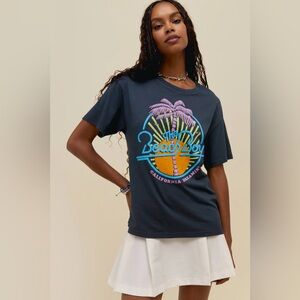 NWT Daydream The Beach Boys California Dreaming Grey Vintage Tee— Womens X-small